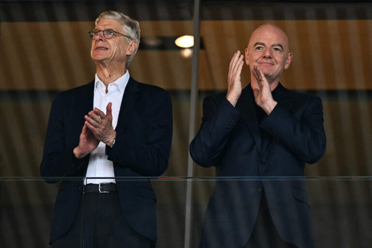 Wenger Backs FIFA U-Turn