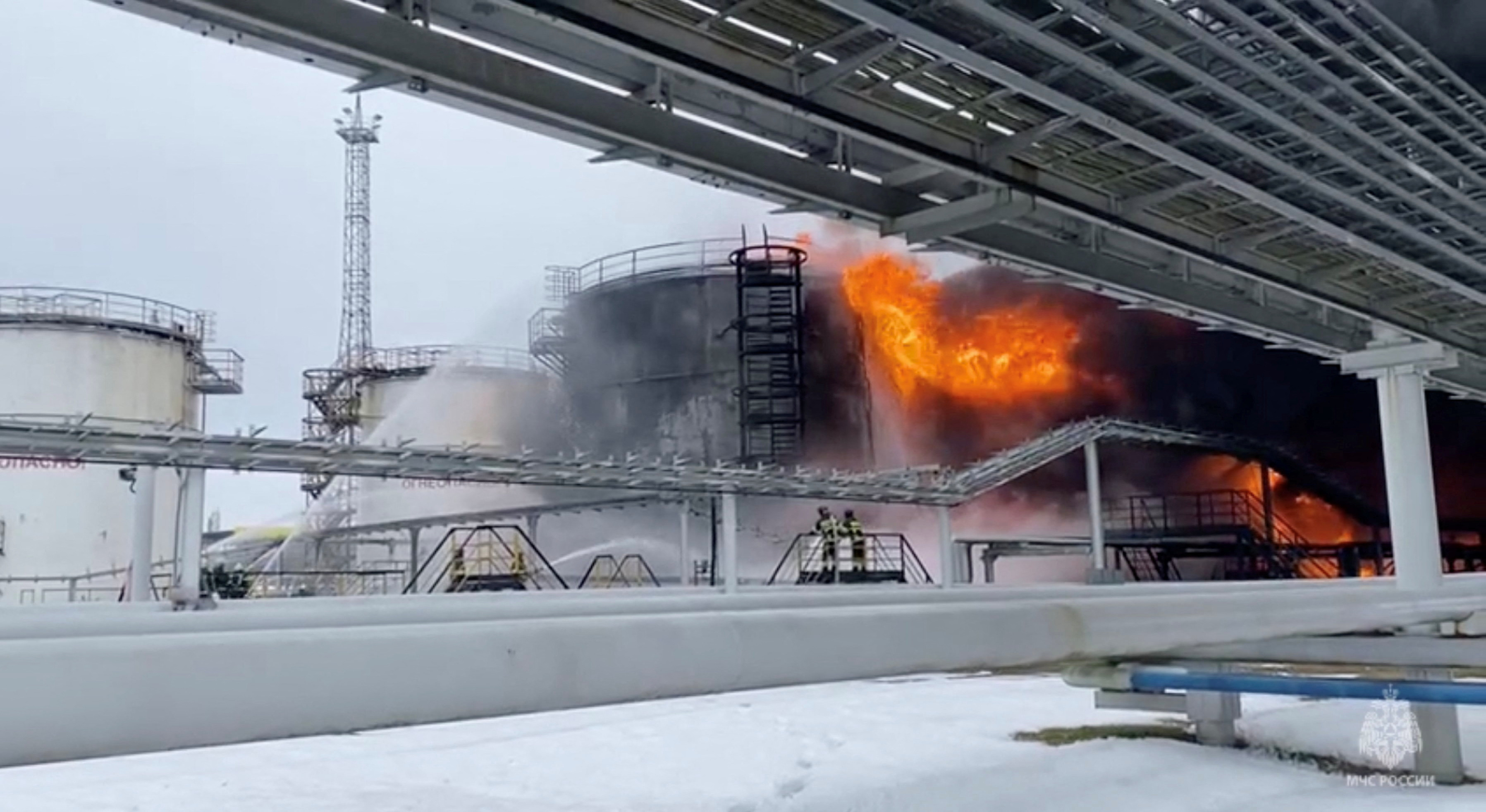 Ukraine hits two Russian oil refineries (News Central TV)
