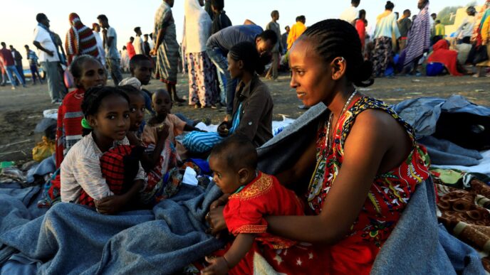 Ethiopians flee border clashes into Sudan (News Central TV)