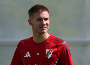 Fiorentina sign Mastantuono on loan (News Central TV)