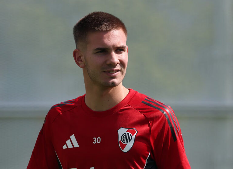 Fiorentina Sign Mastantuono on Loan