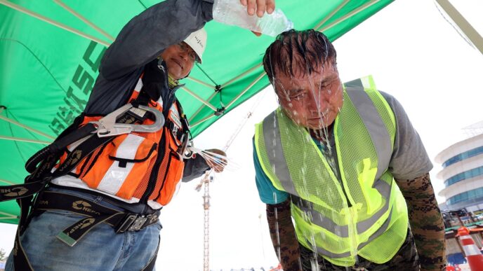 Heat Kills 16 in South Korea 