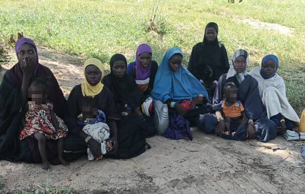 Seventeen Terrorists' Relatives Surrender to Troops