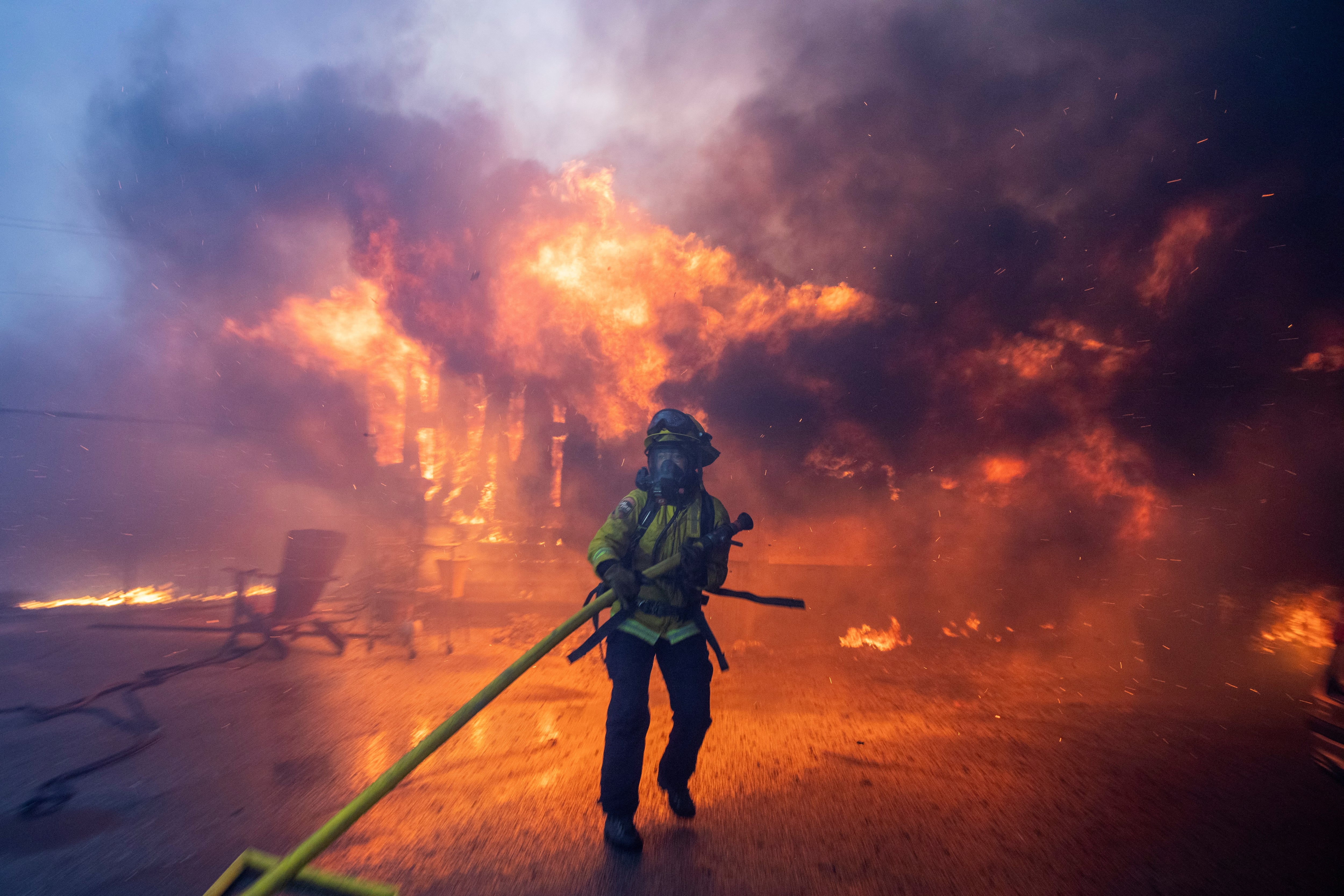 Idle power line caused 2025 Los Angeles wildfire (News Central TV)