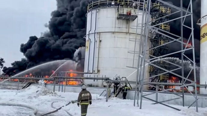 Ukraine hits two Russian oil refineries (News Central TV)