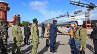 Algeria Deploys Jets To Niger After Failed Coup Attempt (NewsCentral TV)