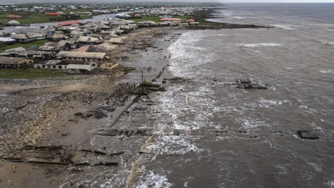 Atlantic Ocean Swallows Up Nigeria’s “Happy Place” (News Central TV)