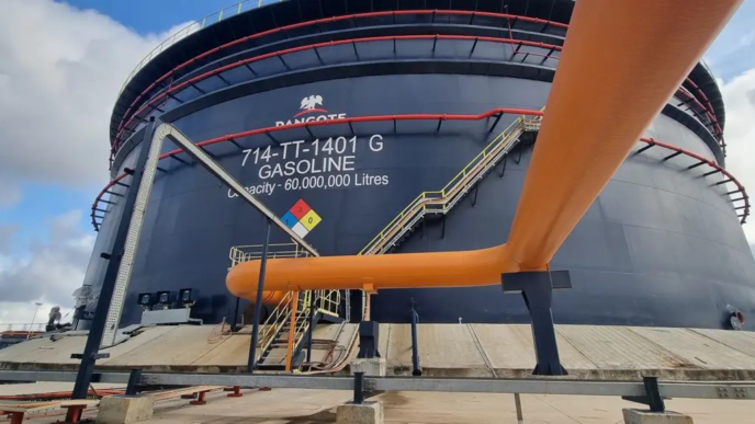 Dangote refinery raises petrol gantry price (News Central TV)