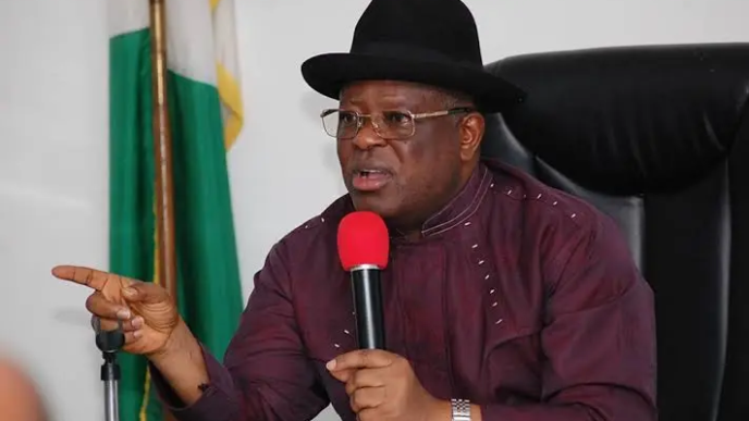 Umahi Moves To Fix Benin-Asaba Road (NewsCentral TV)