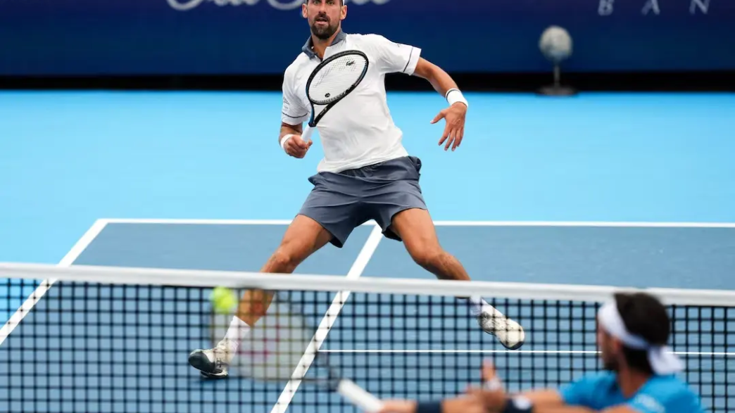 Djokovic falls to Tirante in Cincinnati (News Central TV)