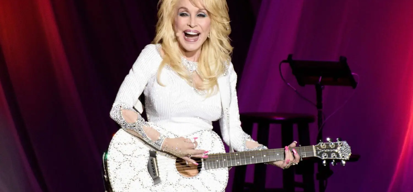 Beyoncé, Taylor Swift, Americans Mourn Dolly Parton (NewsCentral TV)