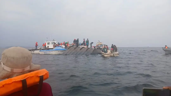 Zimbabwe ferry death toll rises to 92 (News Central TV)