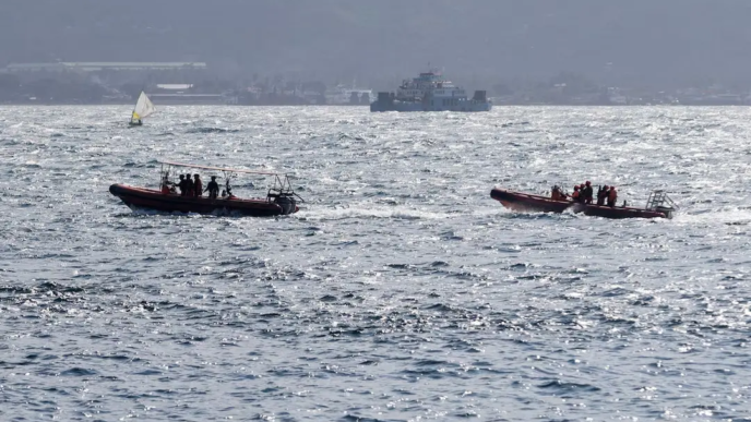 Ferry capsizes on Zimbabwe's Lake Kariba (News Central TV)