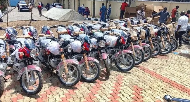 Fintiri Warns Insurgency Informants, Gives Hong 40 Motorcycles (NewsCentral TV)