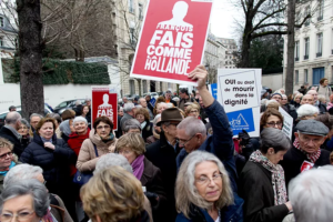 France Pro-euthanasia demonstrators (NewscentralTV)