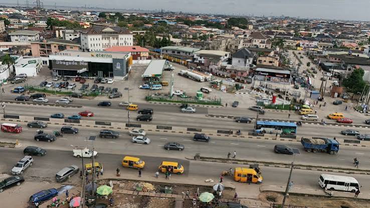 Moody’s upgrades Nigeria's outlook to positive (News Central TV)