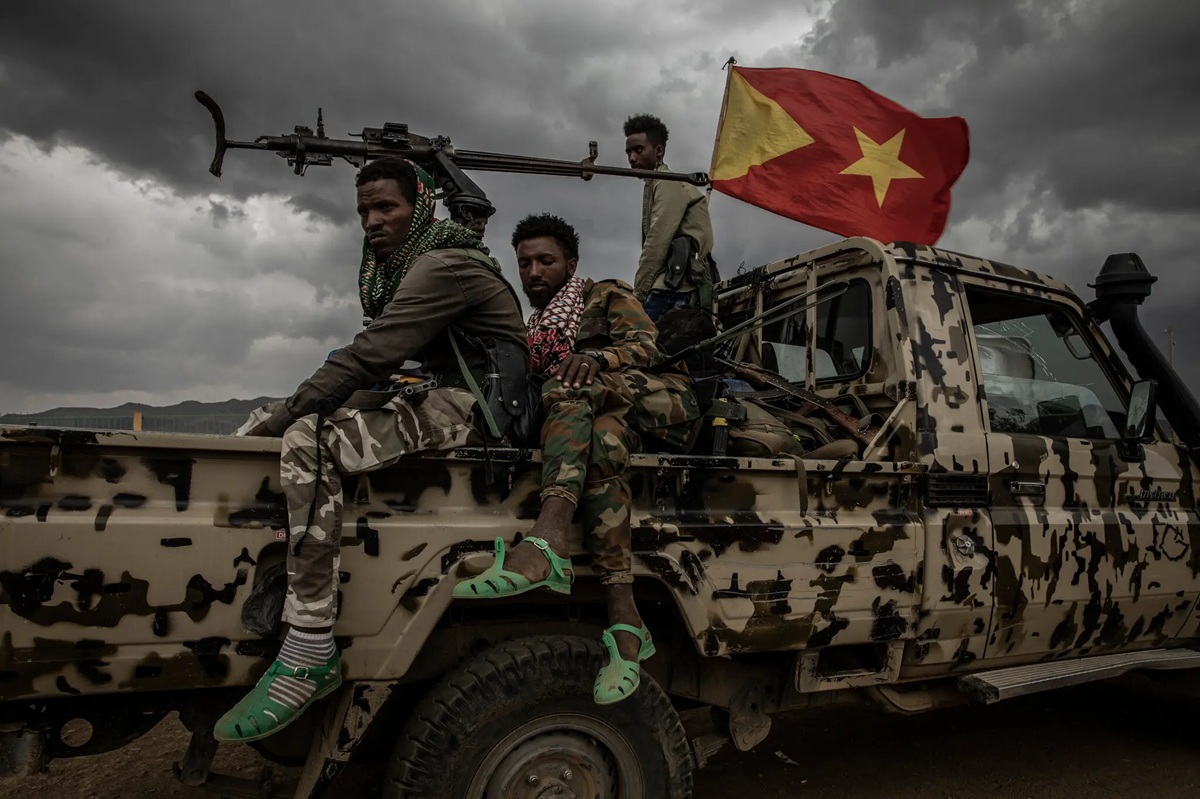 Rebel fighters outside Mekelle, the capital of the northern Ethiopian region of Tigray.