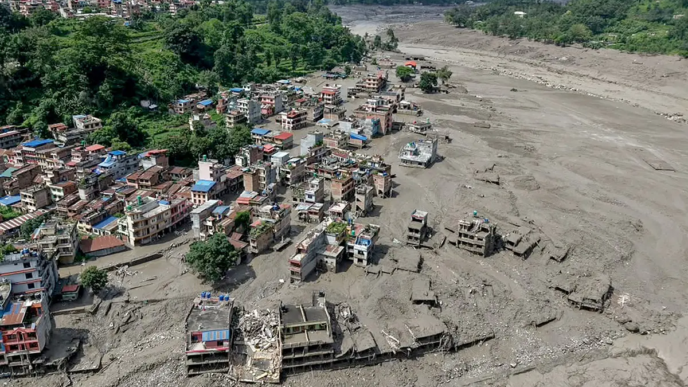 Five Japanese Nationals Missing in Nepal Floods (News Central TV)