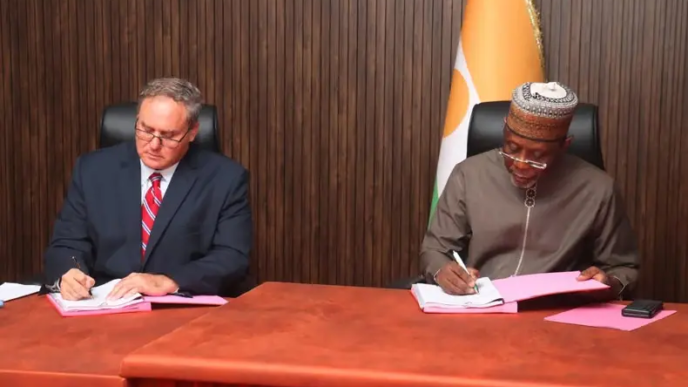 Niger signs $1.9 billion deal for mega-refinery (News Central TV)