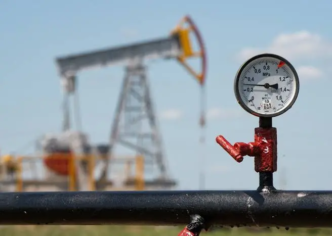 Oil Prices Fall Over US Pressure On Iran (NewsCentral TV)