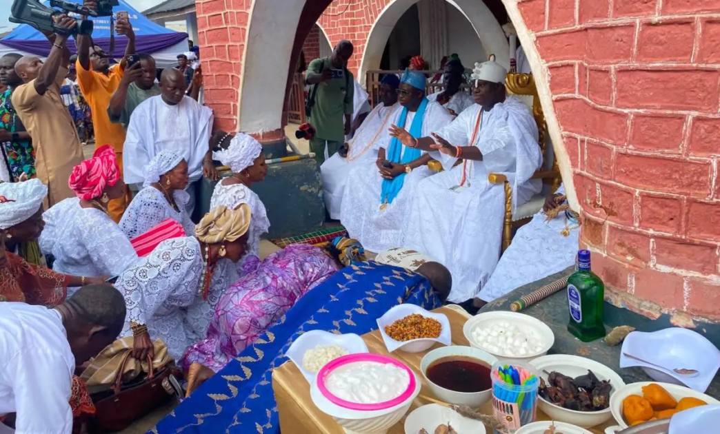 Ooni Names Newborn Daughter at Traditional Ceremony (NewsCentral TV)