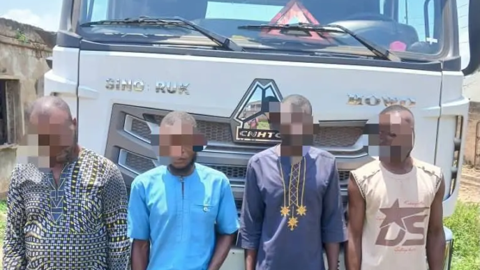 Oyo Police Arrest Four Over Truck Hijacking (News Central TV)