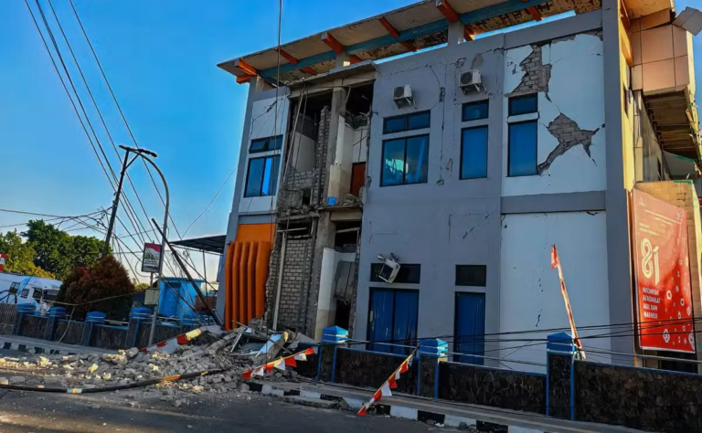 Powerful Quake Off Indonesia Prompts Evacuations