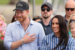 Prince Harry, Meghan, Family Return To UK (NewsCentral TV)
