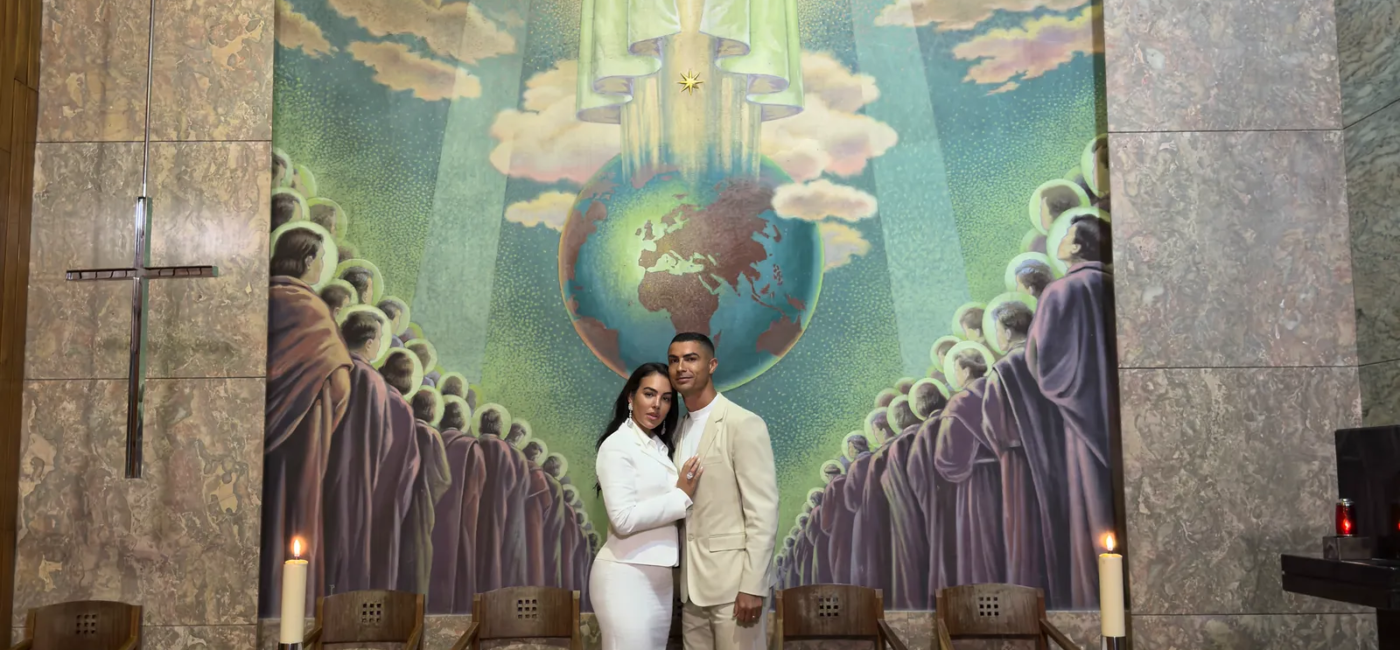 Ronaldo Shares Wedding Photos With Georgina (News Central TV)