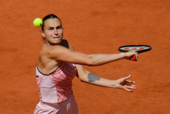 Sabalenka dominates Wang to reach the Cincinnati fourth round (News Central TV)