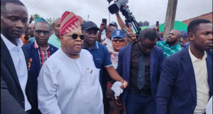 #Osun Decides: Adeleke Arrives Polling Unit to Cast Vote