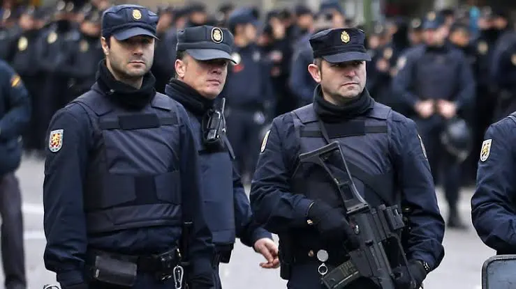 Spain Arrests Fugitive After Four Prison Escapes (NewsCentral TV)