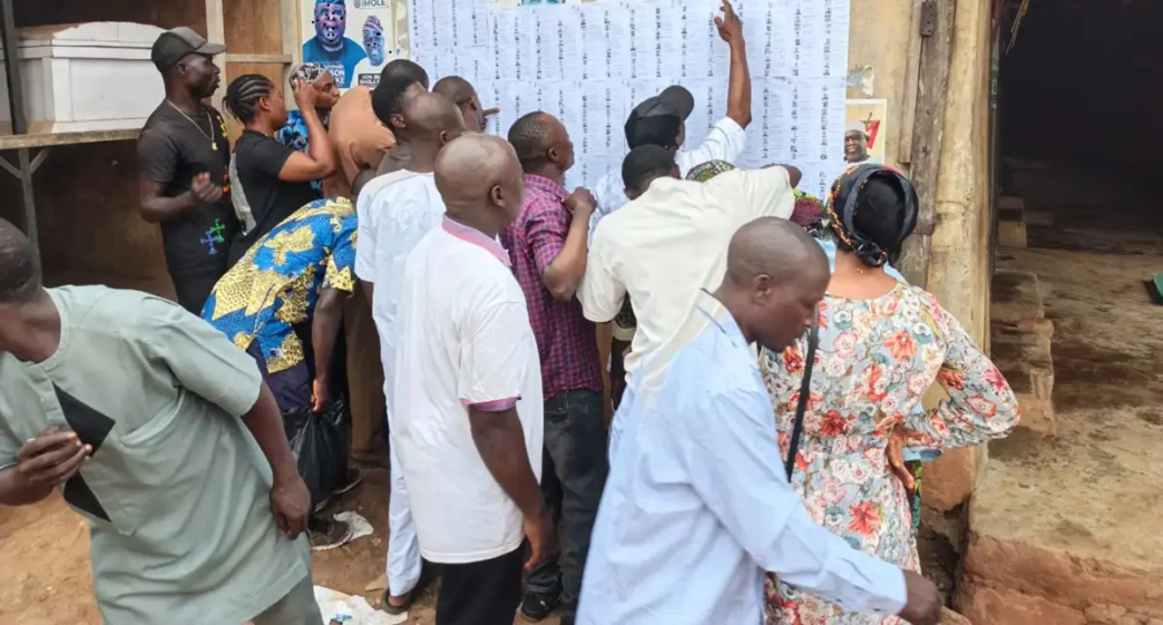 #Osun Decides: Large Turnout in Oyebamiji’s Hometown 