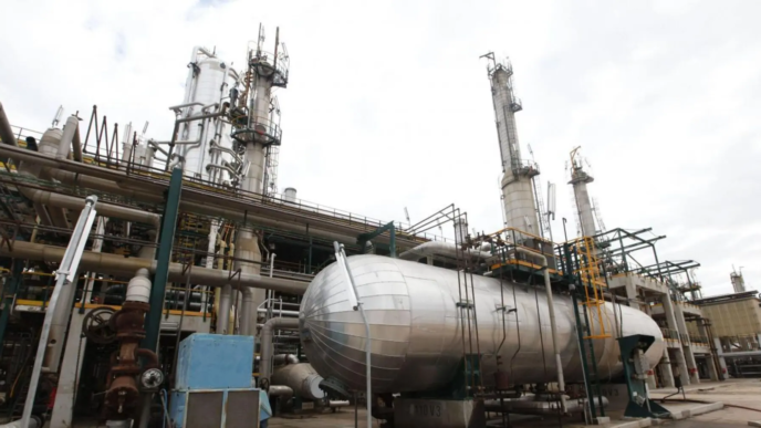 Libya warns of Zawiya Refinery shutdown (News Central TV)