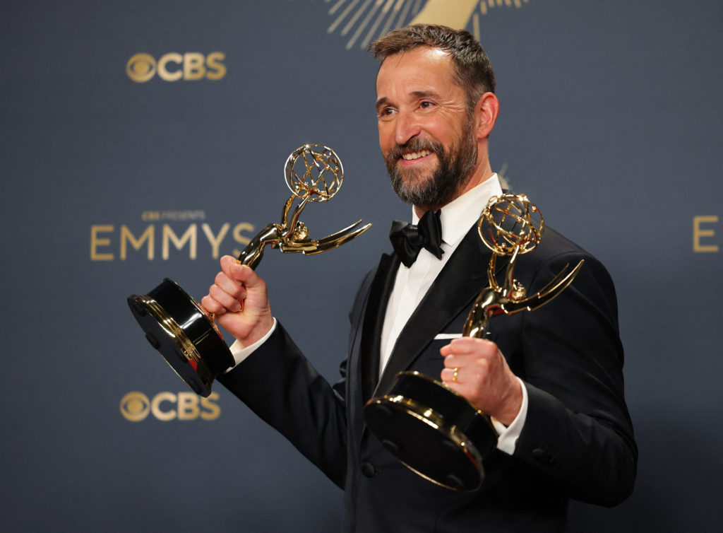 Jean Smart and Noah Wyle win Emmys (News Central TV)