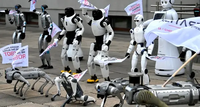 30 Robots Protest in Poland, Demand Stronger AI Rules (NewsCentral TV)