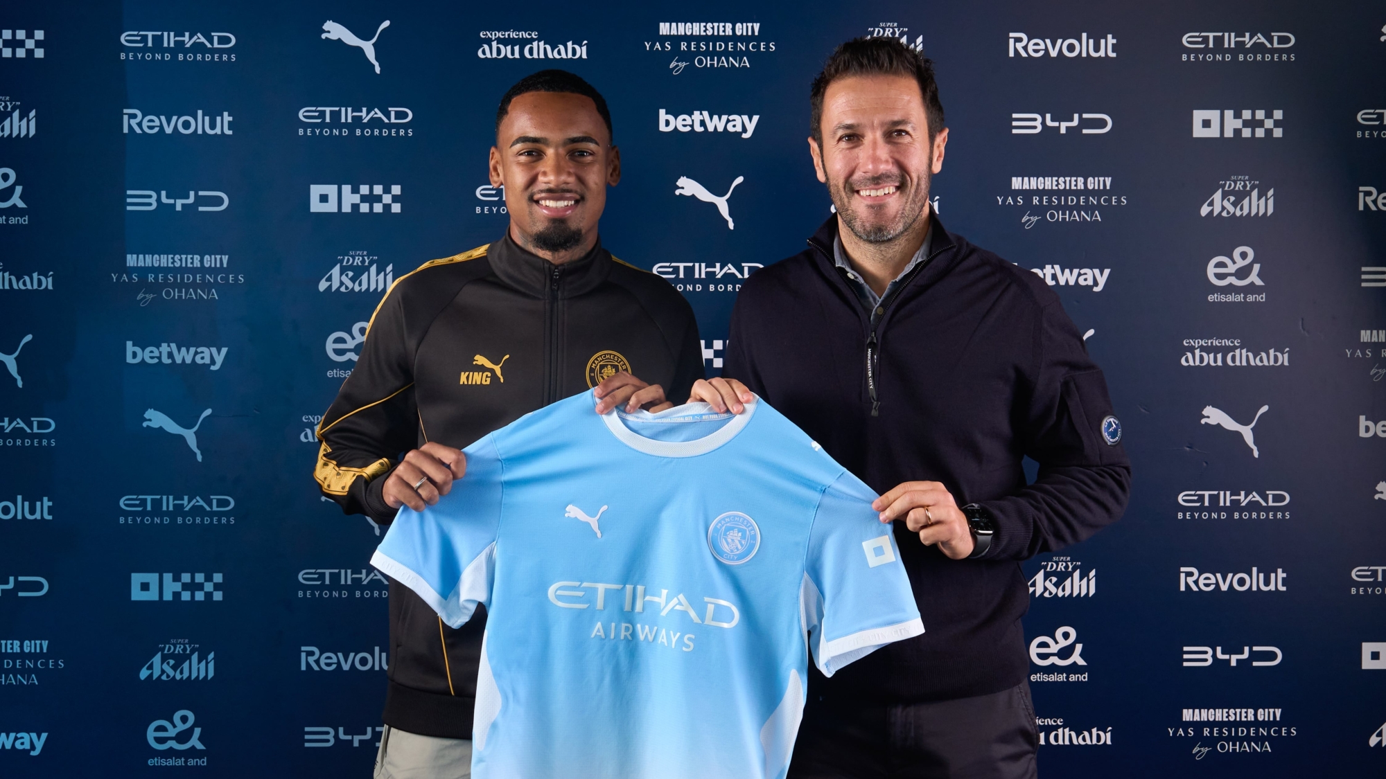 City sign Fernandez and Ndiaye in record window (News Central TV)