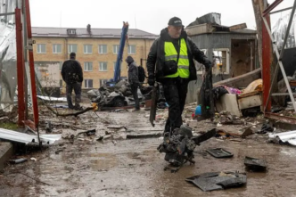 Daytime Russian Strikes Kill Five In Kyiv