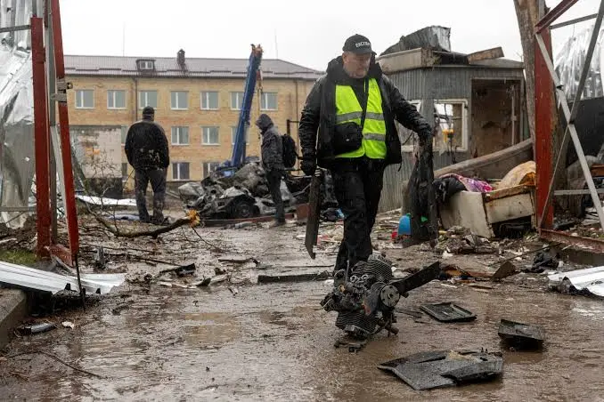 Russian Strikes Kill Five in Ukraine
