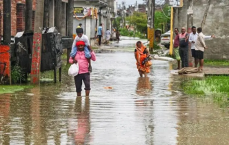 Floods Kill 56 In India, 14 In Nepal (NewsCentral TV)