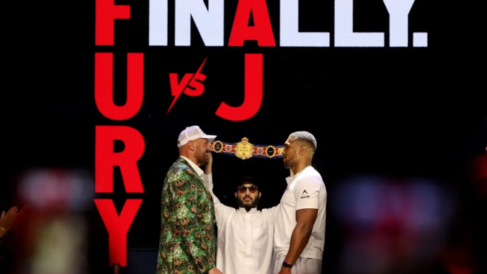Fury, Joshua Face Off Ahead of Highly Anticipated Fight (News Central TV)