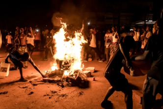 Gambia Power Cuts Fuel Renewed Protests (NewsCentral TV)