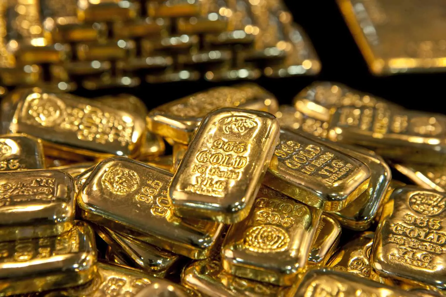 Ghana Orders Gold Exporters To Refine Gold Locally