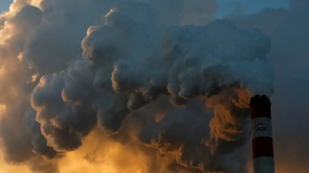 A report says that one-third of the world’s population is exposed to harmful air (News Central TV)