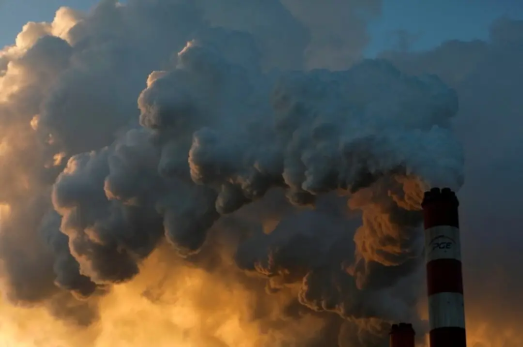 A report says that one-third of the world’s population is exposed to harmful air (News Central TV)