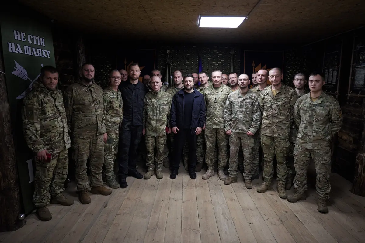 Zelensky Visits Ukraine Frontline Troops