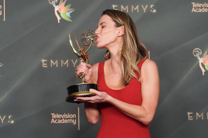 "Widow's Bay" dominates the 78th Emmy Awards (News Central TV)