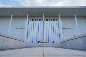 Judge bars Trump's name from Kennedy Centre (News Central TV)