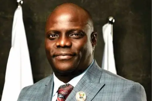 Motorists Trapped In 14-Hour Lagos-Ibadan Expressway Gridlock (NewsCentral TV)