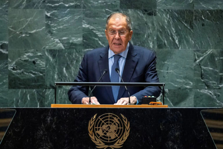 UNGA: Lavrov Offers Help in Gulf, Slams Europe